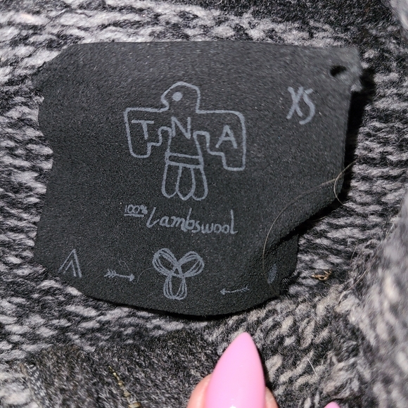 Aritzia Tna Lambswool Cardigan - Picture 4 of 8